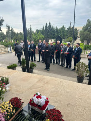 Şəhid Hacıyev Toğrul Rüfət oğlunun anım günü ilə əlaqədar məzarı ziyarət olundu