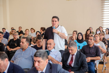 12 avqust 2025-ci il tarixində Binəqədi Rayon İcra Hakimiyyətinin başçısı Elxan Allahverdiyevin Binəqədi qəsəbəsinin sakinləri ilə səyyar qəbulu keçirildi