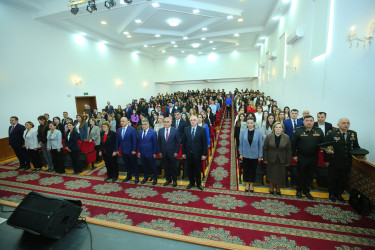 YAP Binəqədi rayon təşkilatı Ümummilli lider Heydər Əliyevin anadan olmasının 103-cü ildönümünə həsr olunmuş “Ulu öndərin tarixi missiyası – zəfərə aparan yol” adlı tədbir keçirdi