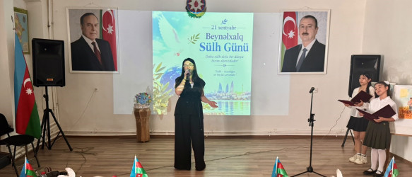 6 № li Uşaq-Gənclər İnkişaf Mərkəzində 21 Sentyabr–Beynəlxalq Sülh Gününə həsr olunmuş  "Sülh, dostluq və həmrəylik naminə” adlı tədbir keçirildi