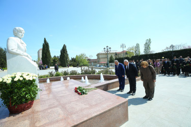 28 aprel 2026-cı il tarixində Azərbaycan tibb elminin inkişafında müstəsna xidmətləri olan görkəmli alim, Əməkdar elm xadimi, tibb elmləri doktoru, professor, akademik Zərifə xanım Əliyevanın anadan olmasının 103 illiyi münasibətilə abidəsi ziyarət olundu