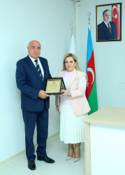 Ə.D.Məlikov adına Binəqədi Tibb Mərkəzində “17 İyun – Tibb İşçilərinin Peşə Bayramı Günü” münasibətilə tədbir keçirildi