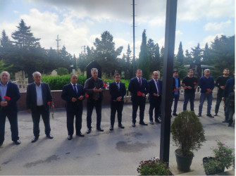 Şəhid Həsənov Nurlan Nadir oğlunun doğum günü ilə əlaqədar məzarı ziyarət olundu