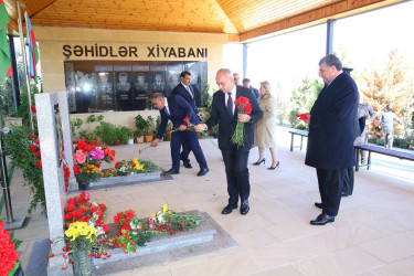 Binəqədi rayonunda 8 Noyabr - “Zəfər Günü” ilə əlaqədar şəhidlərimizin əziz xatirəsi böyük ehtiramla yad edildi