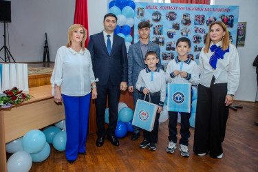 Binəqədi rayonu 297 № li tam orta məktəbin 60 illik yubileyi munasibətilə “Məktəbimiz- 60 ilin işığında“ adli tədbir keçirildi