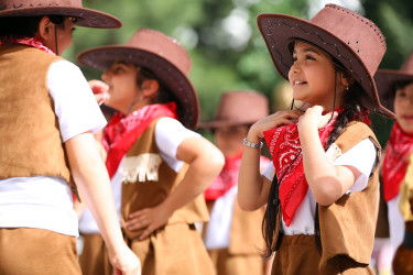 Binəqədi rayonu 143 № li tam orta məktəbdə 1 iyun- “Uşaqların Beynəlxalq Müdafiəsi Günü”nə həsr edilmiş tədbir keçirildi