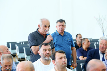 06 avqust 2026-cı il tarixində Binəqədi Rayon İcra Hakimiyyətinin başçısı Elxan Allahverdiyevin 28 May qəsəbə sakinləri ilə səyyar qəbulu keçirildi
