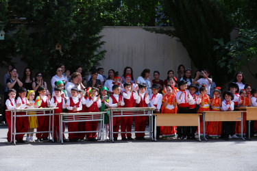 Binəqədi rayonu 143 № li tam orta məktəbdə 1 iyun- “Uşaqların Beynəlxalq Müdafiəsi Günü”nə həsr edilmiş tədbir keçirildi