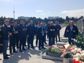 Şəhid İsayev İsmayıl Çərkəz oğlunun doğum günü ilə əlaqədar məzarı ziyarət olundu