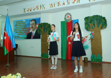 Binəqədi rayonu 3 № li tam orta məktəbdə “Konstitusiya və Suverenlik İli” çərçivəsində 28 May-“Müstəqlillik Günü”nə həsr edilmiş “Müstəqilliyimiz Əbədidir!” adlı tədbir keçirildi