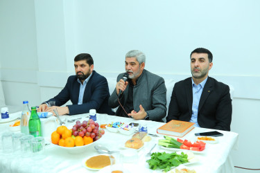 Binəqədi Rayon İcra Hakimiyyətinin təşkilatçılığı ilə Heydər Məscidində xalqımızın Ümummilli Lideri Heydər Əliyevin əziz xatirəsinə ehsan süfrəsi təşkil olundu