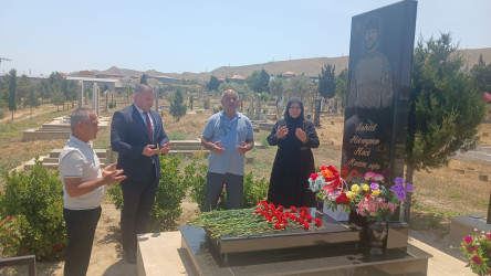 Şəhid Hüseynov Həci Kərim oğlunun doğum günü ilə əlaqədar məzarı ziyarət olundu