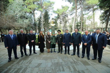 Binəqədi rayonunda Azərbaycan Respublikasının Milli Qəhrəmanı Fərhad Hümbətovun əziz xatirəsinə həsr olunmuş tədbir təşkil edildi