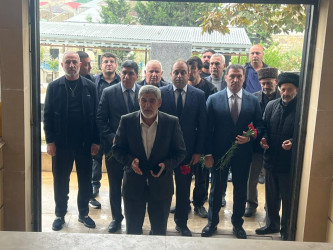 Şəhid Quliyev Ramin Rizvan oğlunun anım günü ilə əlaqədar məzarı ziyarət olundu