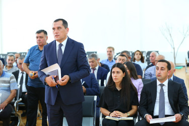 06 avqust 2026-cı il tarixində Binəqədi Rayon İcra Hakimiyyətinin başçısı Elxan Allahverdiyevin 28 May qəsəbə sakinləri ilə səyyar qəbulu keçirildi