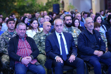 “Konstitusiya və Suverenlik ili” çərçivəsində Şanlı Qələbəmizin 5-ci ildönümünə həsr olunmuş “8 Noyabr-Qürurumuzun, Varlığımızın, Birliyimizin təntənəsi” adlı ümumrayon tədbiri keçirildi