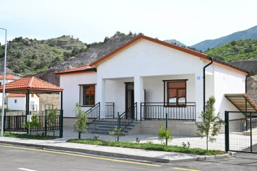 LAÇIN