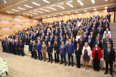 Ulu Öndər Heydər Əliyevin anadan olmasının 101-ci il dönümünə həsr olunmuş “Azərbaycan mənim ürəyimdir...” adlı tədbir