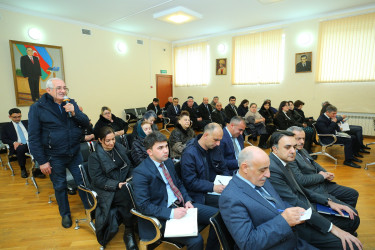 12 fevral 2026-cı il tarixində Binəqədi Rayon İcra Hakimiyyətinin başçısı Elxan Allahverdiyevin 9-cu mikrorayon sakinləri ilə səyyar qəbulu