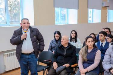 22 yanvar 2026-cı il tarixində Binəqədi Rayon İcra Hakimiyyətinin başçısı Elxan Allahverdiyevin Biləcəri qəsəbə sakinləri ilə səyyar qəbulu
