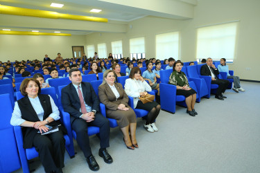 18 fevral 2026-cı il tarixində “Şəhərsalma və Memarlıq İli” çərçivəsində  Binəqədi Rayon İcra Hakimiyyətinin təşkilatçılığı ilə “Vətən” İdman liseyində 21 Fevral - “Beynəlxalq Ana Dili Günü”nə həsr olunmuş  “Azərbaycan dilinin tətbiqi” mövzusunda tədbir