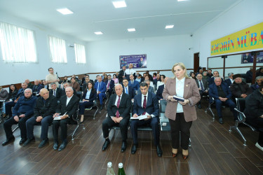 23 aprel 2026-cı il tarixində Binəqədi Rayon İcra Hakimiyyətinin başçısı Elxan Allahverdiyevin 8-ci mikrorayon sakinləri ilə səyyar qəbulu
