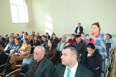 12 mart 2026-cı il tarixində Binəqədi Rayon İcra Hakimiyyətinin başçısı Elxan Allahverdiyevin Biləcəri qəsəbə sakinləri ilə səyyar qəbulu