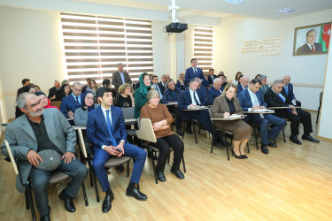16 mart 2026-cı il tarixində Binəqədi Rayon İcra Hakimiyyətinin başçısı Elxan Allahverdiyevin 7-ci mikrorayon sakinləri ilə səyyar qəbulu