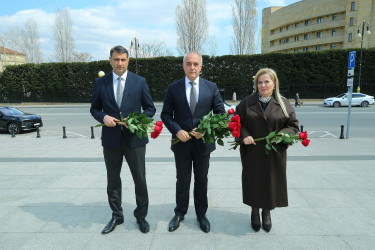 15 aprel 2026-cı il tarixində Binəqədi rayonunda əməkdar elm xadimi, tibb elmləri doktoru, görkəmli oftolmoloq-alim, akademik Zərifə xanım Əliyevanın əziz xatirəsinin rayon ictimaiyyəti tərəfindən böyük ehtiramla yad edilməsi