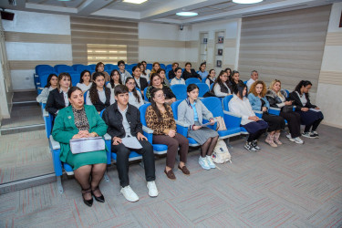 08 aprel 2026-cı il tarixində Binəqədi Rayon İcra Hakimiyyətinin inzibati binasında “Şəhərsalma və Memarlıq İli” çərçivəsində rayon məktəblərində təhsil alan şagirdlər arasında xalqımızın ümumilli lideri Heydər Əliyevin əziz xatirəsinə həsr olunmuş “Heydər Əliyev və Azərbaycan tarixi” adlı referat-yazı müsabiqəsinin  rayon turunun qalibləri ilə görüş