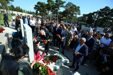 27 Sentyabr Anım Günü ilə əlaqədar 27 sentyabr 2026-cı il tarixində şəhidlərimizin əziz xatirəsi böyük ehtiramla yad edilməsi