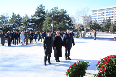 Binəqədi rayonunda dahi rumın bəstəkarı Corce Eneskunun adını daşıyan parkda Rumıniyanın Milli Mədəniyyət Günü münasibətilə tədbir  15.0.1.2024