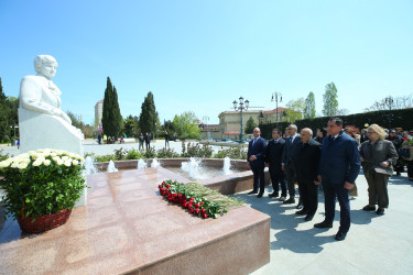 28 aprel 2026-cı il tarixində Binəqədi rayonunda yerləşən akademik Zərifə Əliyeva adına istirahət parkında görkəmli alim, Əməkdar elm xadimi, tibb elmləri doktoru, professor, akademik Zərifə xanım Əliyevanın anadan olmasının 103 illiyi münasibətilə abidəsinin ziyarət olunması