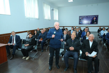 23 aprel 2026-cı il tarixində Binəqədi Rayon İcra Hakimiyyətinin başçısı Elxan Allahverdiyevin 8-ci mikrorayon sakinləri ilə səyyar qəbulu