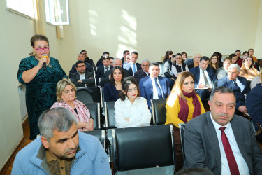 12 mart 2026-cı il tarixində Binəqədi Rayon İcra Hakimiyyətinin başçısı Elxan Allahverdiyevin Biləcəri qəsəbə sakinləri ilə səyyar qəbulu