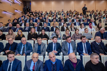 28 yanvar 2026-cı il tarixində Binəqədi Rayon İcra Hakimiyyətində 2025-ci ilin sosial-iqtisadi inkişafının yekunlarına və qarşıda duran vəzifələrə həsr olunan hesabat iclası