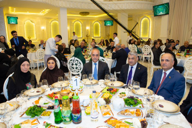 Binəqədi Rayon İcra Hakimiyyəti tərəfindən müqəddəs Ramazan ayı münasibətilə iftar süfrəsinin təşkili 17.03.2025