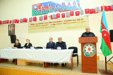 Binəqədi rayonu 333 nömrəli tam orta məktəbdə "Narkotiksiz gələcək naminə!” mövzusunda növbəti maarifləndirici tədbir 17.04.2025