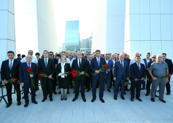27 Sentyabr–Anım Günü ilə əlaqədar 27 sentyabr 2026-cı il tarixində Binəqədi rayon ictimaiyyətinin Vətən uğrunda canından keçmiş şəhidlərimizin əziz xatirəsinə ucaldılmış 8 Noyabr- Zəfər abidəsinin ziyarəti