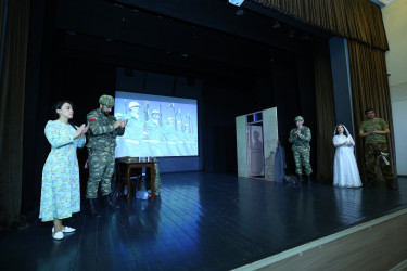 25 fevral 2026-cı il tarixində Binəqədi Rayon İcra Hakimiyyətinin təşkilatçılığı ilə Şuşa Dövlət Musiqili Dram Teatrında Xocalı soyqırımının 34-cü ildönümünə həsr olunmuş “İki əsgər” adlı  tamaşanın nümayişi