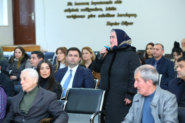 24 fevral 2026-cı il tarixində Binəqədi Rayon İcra Hakimiyyətinin başçısı Elxan Allahverdiyevin 8-ci mikrorayon sakinləri ilə səyyar qəbulu