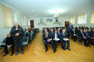24 fevral 2026-cı il tarixində Binəqədi Rayon İcra Hakimiyyətinin başçısı Elxan Allahverdiyevin 8-ci mikrorayon sakinləri ilə səyyar qəbulu